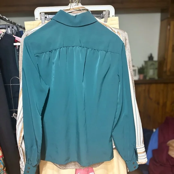 Vintage Pendleton button down - Picture 2 of 4